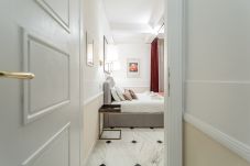 Appartamento a Roma - Stylish Spanish Steps Retreat