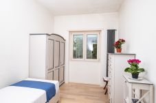 Appartamento a Roma - Vatican Quiet Apartment with Garden & Parking 