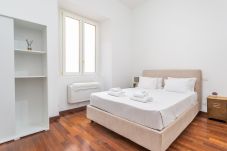 Appartamento a Roma - San Callisto 3BDR Apartment