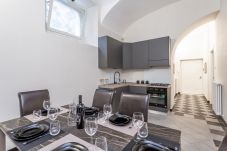 Appartamento a Roma - 3-BDR Apartment Prati Urban Charm