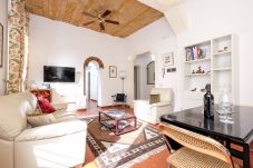 Apartment in Rome -  Trastevere Charming Retreat on Cobblestone Street