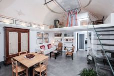 Apartment in Rome - Art Design Studio Loft Trastevere