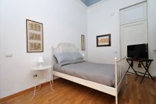 Rent by room in Rome -  Trevi palazzo storico suite B&B