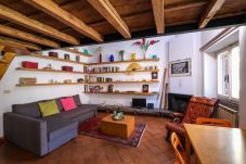 Apartment in Rome - Characteristic Roman home in Trastevere