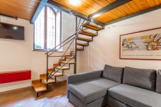 Apartment in Rome - Trastevere Vintage Artistic Loft