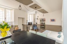 Estudio en Roma - Central Charm near Piazza Navona - Cozy Loft for 2